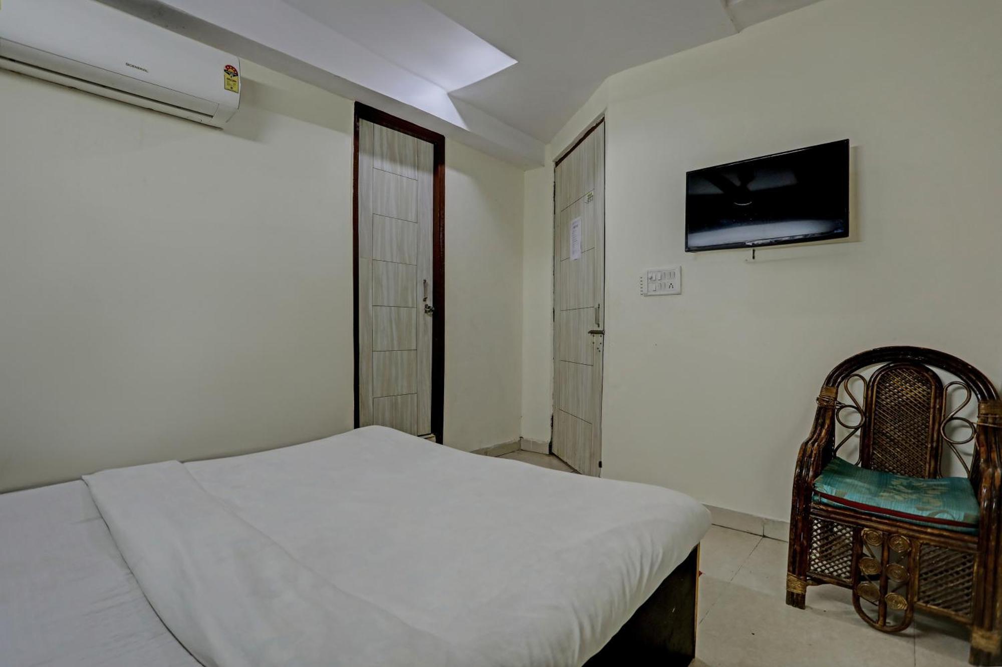 ניו דלהי Hotel O Kanak Palace מראה חיצוני תמונה