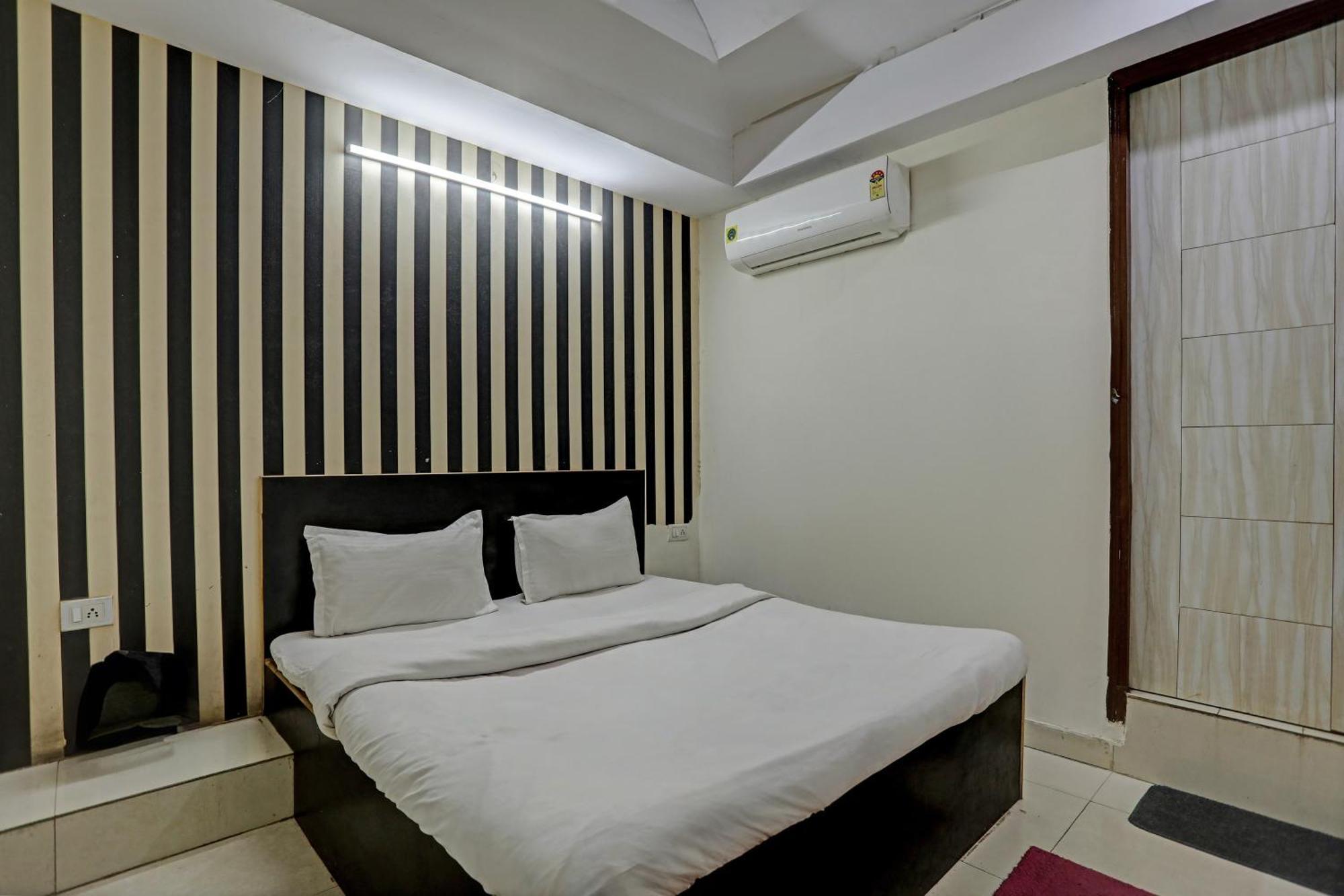 ניו דלהי Hotel O Kanak Palace מראה חיצוני תמונה