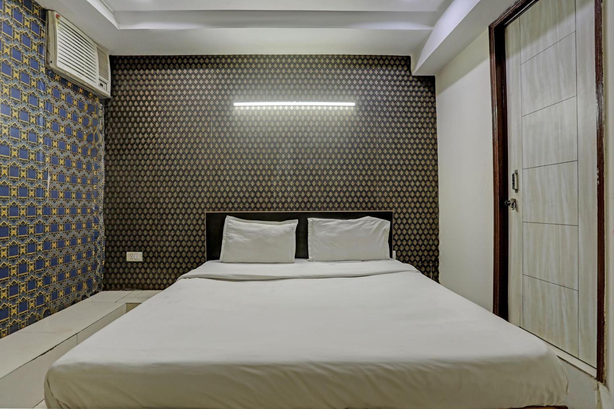 ניו דלהי Hotel O Kanak Palace מראה חיצוני תמונה